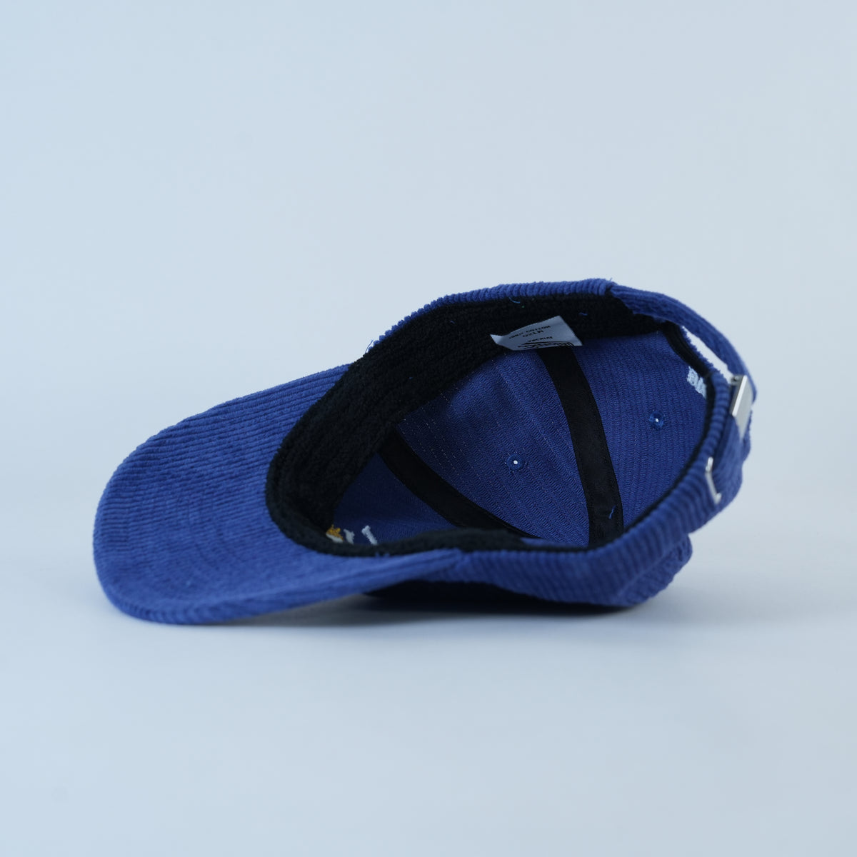 Everton Retro Hat — underneath